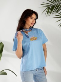 Базова жіноча футболка з малюнком блакитного кольору 32522