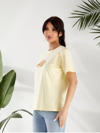 Базова жіноча футболка з малюнком жовтого кольору 32523