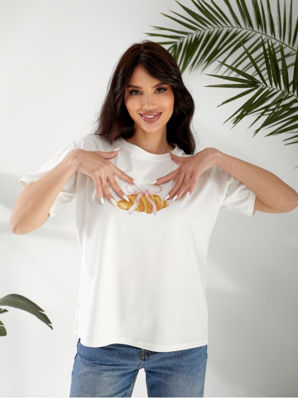 Базова жіноча футболка з малюнком бiлого кольору 32524