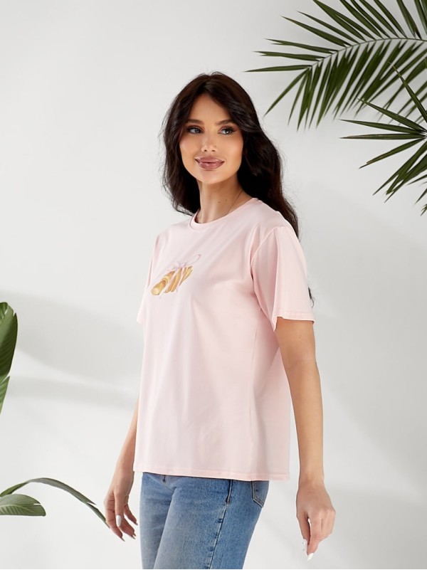 Базова жіноча футболка з малюнком рожевого кольору 32525