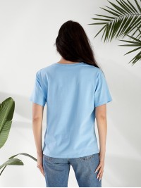 Базова жіноча футболка з написом блакитного кольору 32529