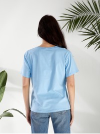 Базова жіноча футболка з малюнком блакитного кольору 32546