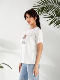 Базова жіноча футболка з малюнком молочного кольору 32547