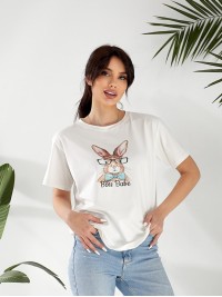 Базова жіноча футболка з малюнком молочного кольору 32547