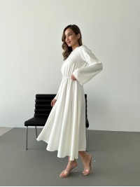 Легка сукня міді з відкритою спинкою молочного кольору 32558