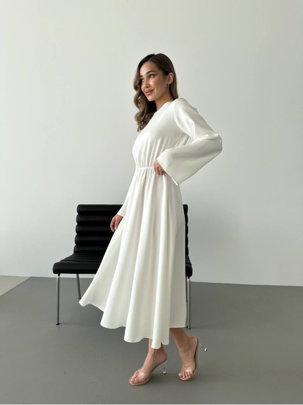 Легка сукня міді з відкритою спинкою молочного кольору 32558