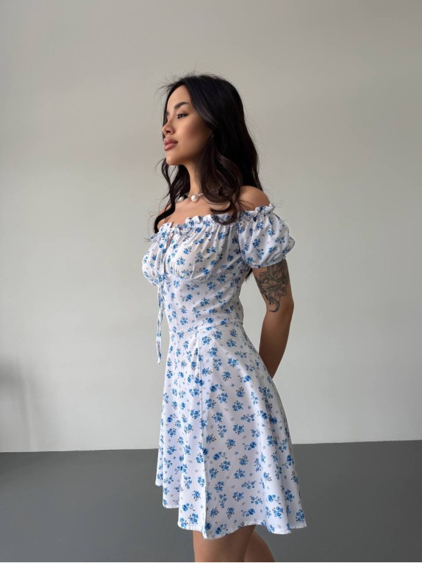 Легка сукня міні з розрізом молочного кольору 32583