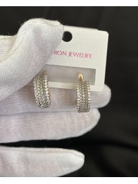 Сережки прогин з камінцями англійський замок золотого кольору 32597