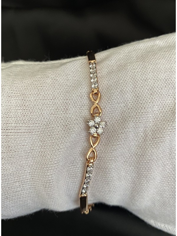 Браслет Квіточка з камінчиками золотого кольору замок пряжка 32606