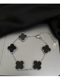 Браслет Конюшина срібного кольору замок карабін 32608