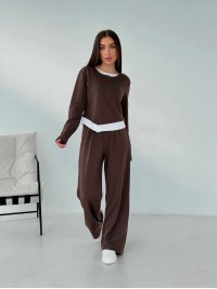 Жіночий прогулянковий костюм коричневого кольору 32655