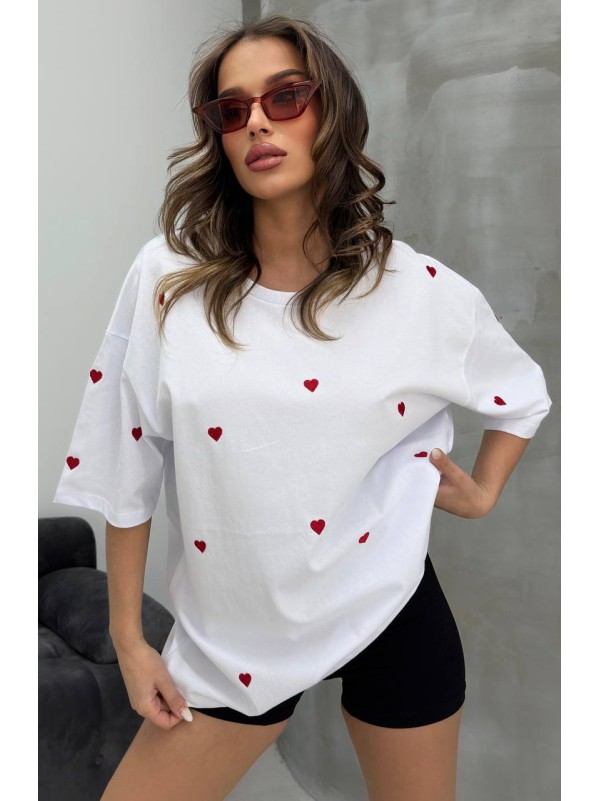 Жіноча футболка з серцями молочного кольору 32680