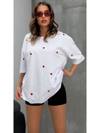 Жіноча футболка з серцями молочного кольору 32680