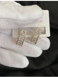 Сережки прямокутні з камінням золотого кольору англійський замок 32779