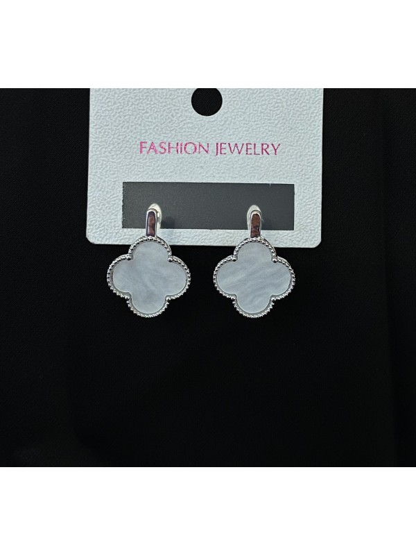 Сережки біла конюшина срібного кольору англійський замок 32810