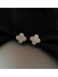 Сережки Конюшина з камінням золотого кольору англійський замок 32812