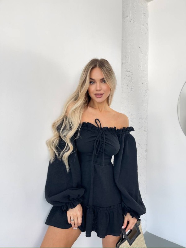 Муслинова сукня міні з рукавом чорного кольору 32821