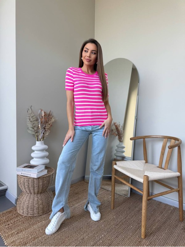 Жіноча футболка в рубчик, у смужку малинового кольору 32844
