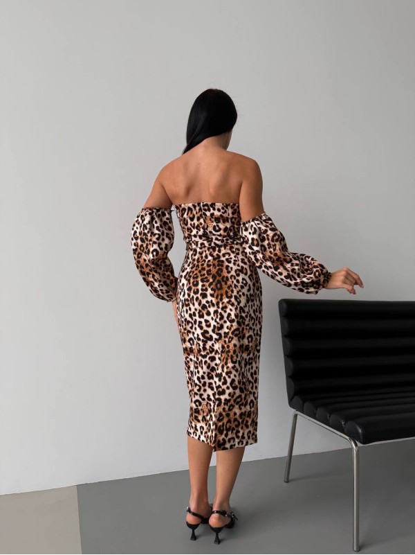 Сукня з відкритими плечима леопард коричневого цвета 32869