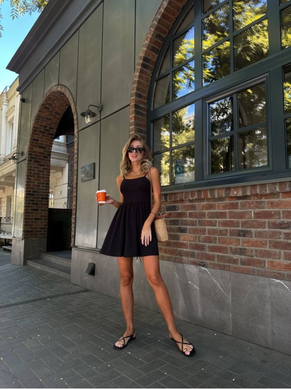 Літній сарафан з відкритою спинкою чорного кольору 32885