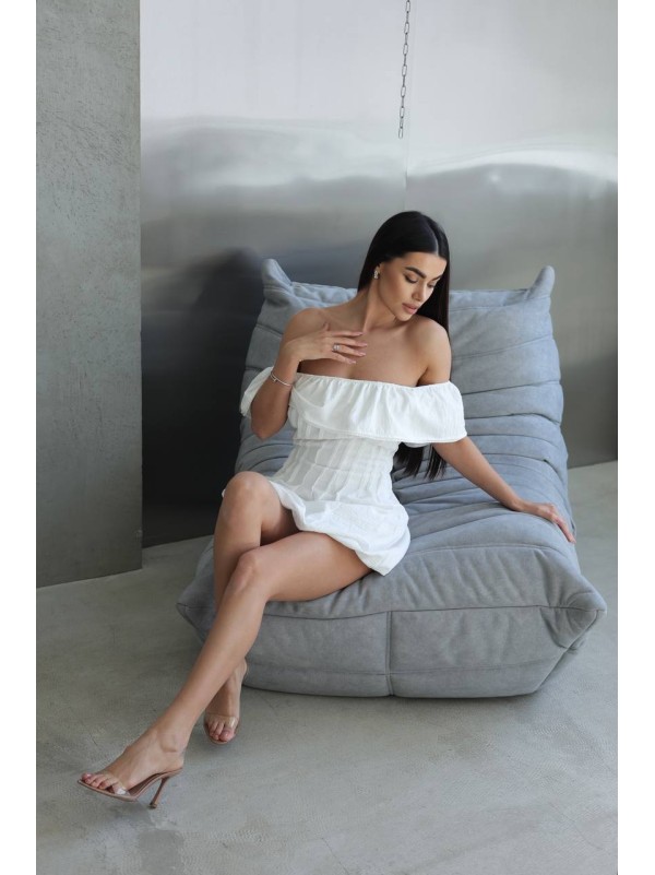 Легка сукня міні молочного кольору 32937