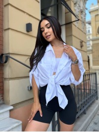 Бавовняна жіноча сорочка молочного кольору 32940