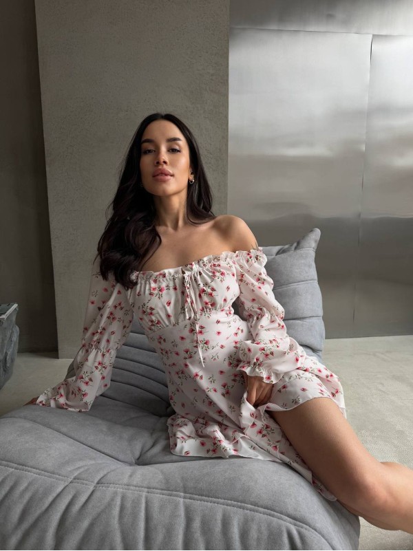 Легка сукня міні з рукавом молочного кольору 32952