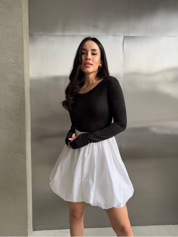 Комбінована сукня міні з пишною спідницею чорно-білого кольору 32954