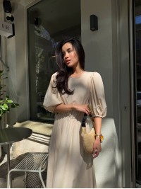 Легка сукня міді з відкритою спинкою бежевого кольору 32956