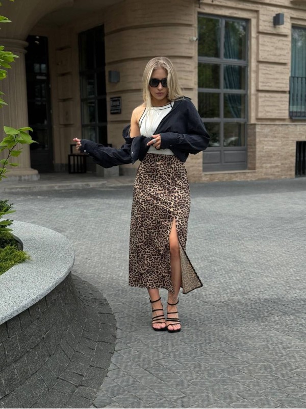 Жіноча легка спідниця міді леопард коричневого кольору 32979