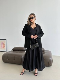 Довга шовкова спідниця чорного кольору 32980