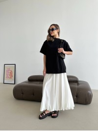 Довга шовкова спідниця молочного кольору 32981