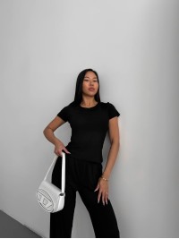 Жіночий легкий прогулянковий костюм чорного кольору 33003