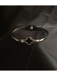 Браслет - манжет Конюшина з каменем срібного кольору 33049