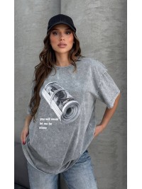 Жіноча футболка з малюнком сiрого кольору 33073