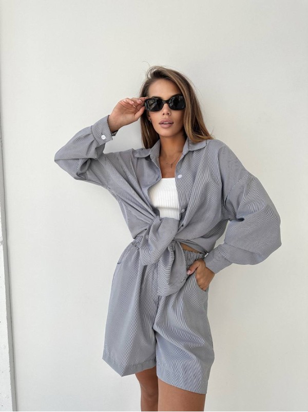 Бавовняний літній костюм в смужку сiрого кольору 33076