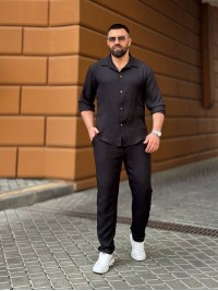 Чоловічий брючний костюм чорного кольору 33079