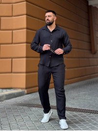 Чоловічий брючний костюм чорного кольору 33079