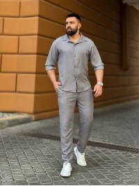 Чоловічий брючний костюм сiрого кольору 33083