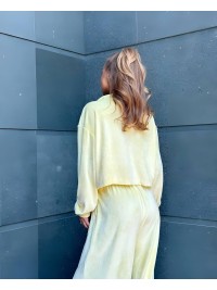 Жіночий легкий костюм на блискавці жовтого кольору 33115