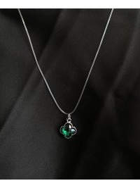 Підвіска зелена Конюшина на силіконовому шнурку 33123