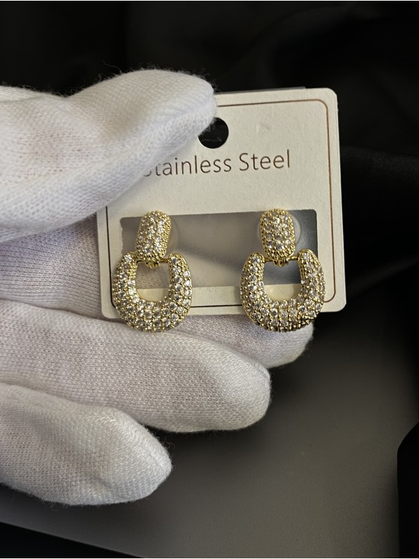 Сережки з камінчиками золотого кольору 33128