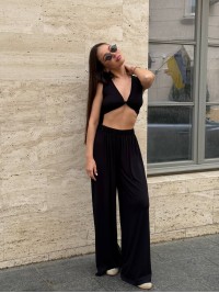 Жіночий прогулянковий костюм (топ+штани) чорного кольору 33130