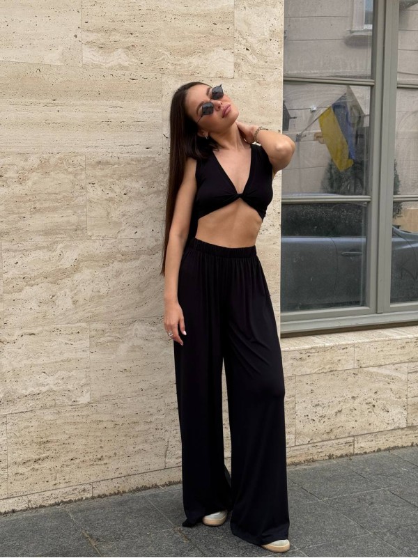 Жіночий прогулянковий костюм (топ+штани) чорного кольору 33130
