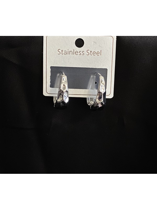 Сережки круглий замок срібного кольору 33133