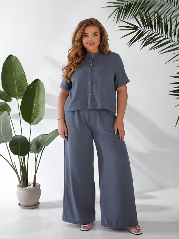 Жіночий легкий класичний костюм графiтового кольору 33136