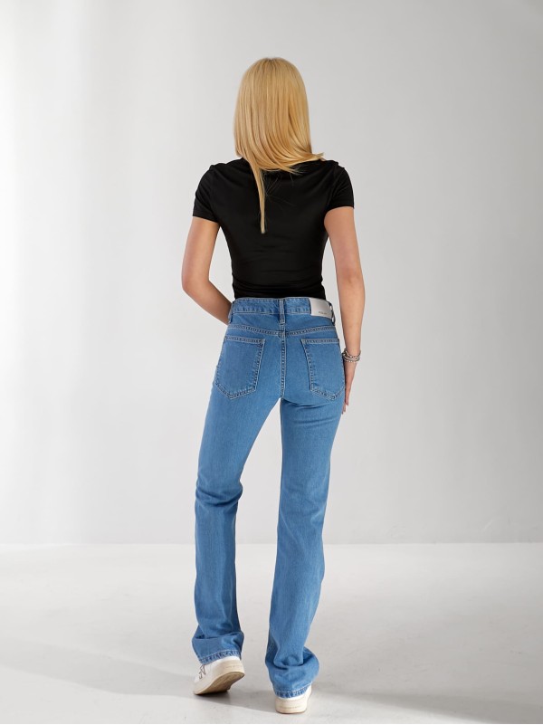 Джинси Pony Wide leg жіночі свiтло-синього кольору 33177