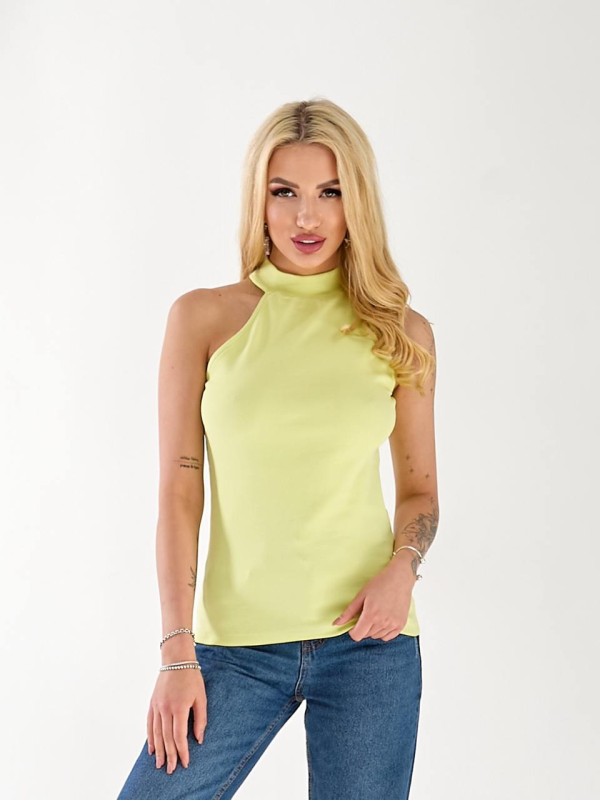Майка жіноча з горловиною салатового кольору 33224