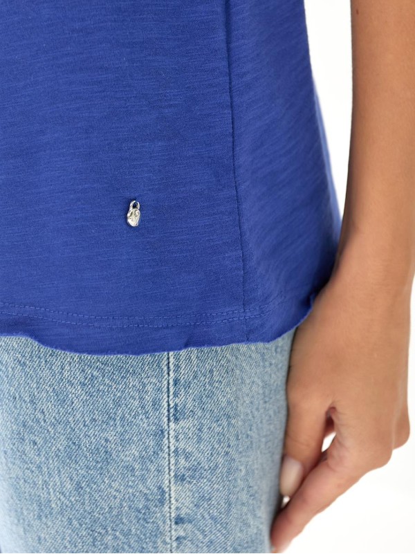 Базова жіноча футболка синього кольору 33226