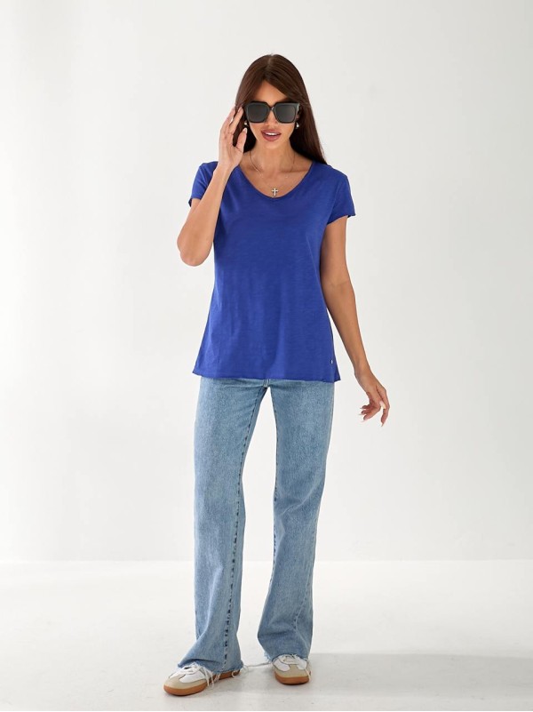 Базова жіноча футболка синього кольору 33226